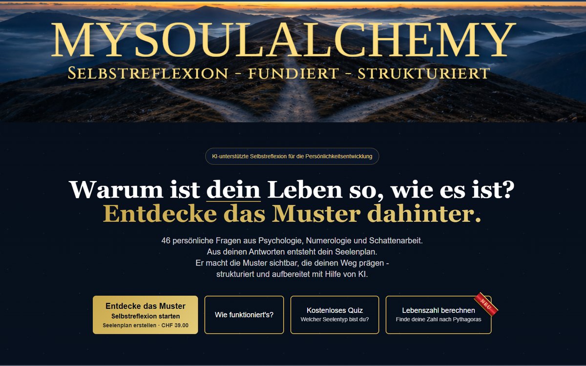 Startseite von MySoulAlchemy mit Titel, Berglandschaft und den Einstiegs-Buttons